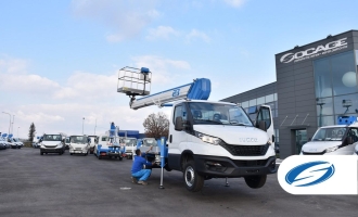 piattaforma con cestello 23T