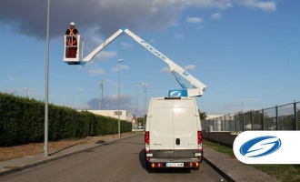 Furgone con cestello 12VT Socage sbraccio