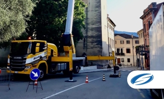 Piattaforma su autocarro 44TJ aperta