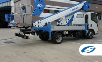 camion con cestello SOCAGE 20D isuzu