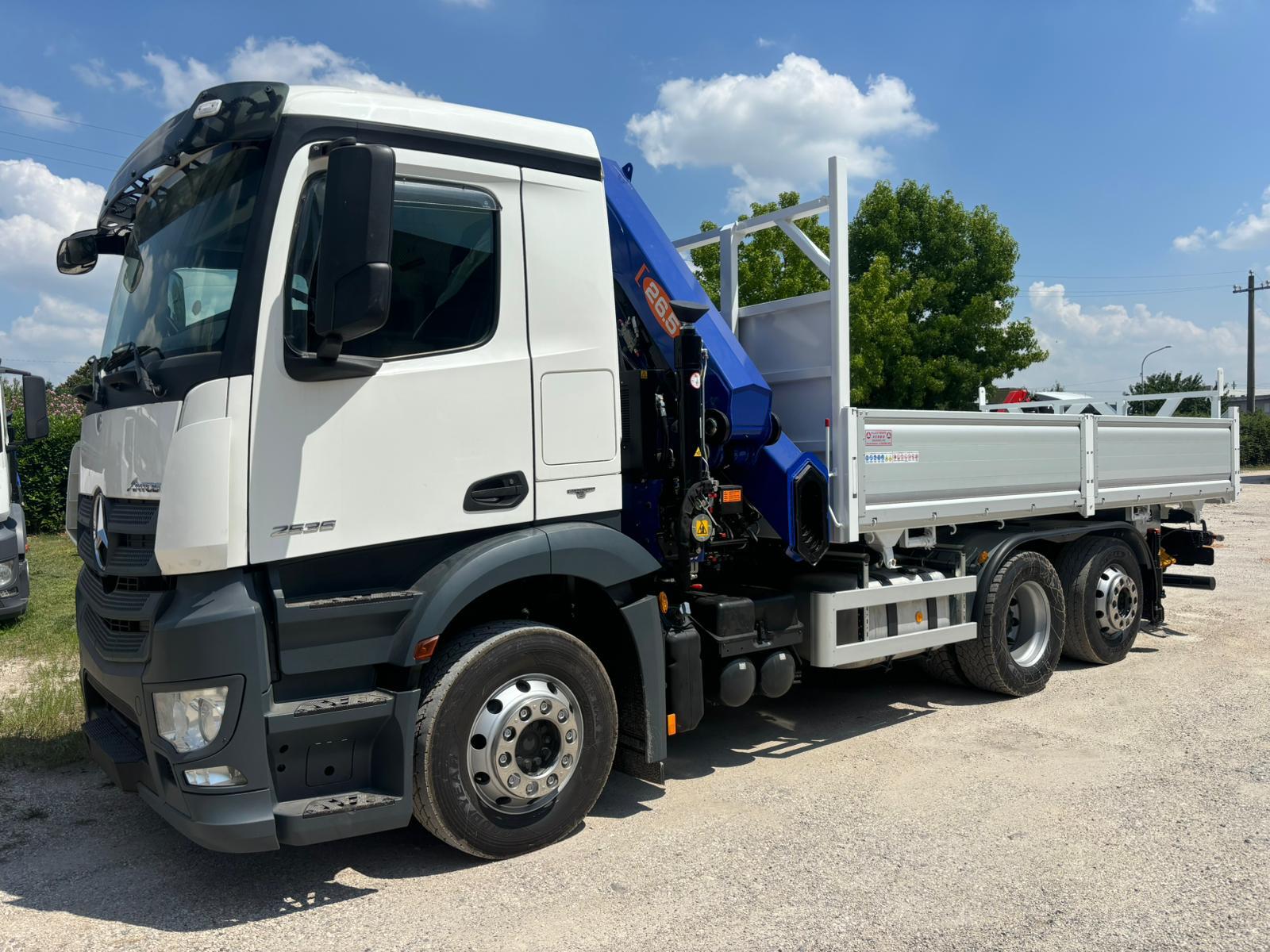 camion con cestello ForSte 20D speed Socage camion con cestello ForSte 20D speed Socage